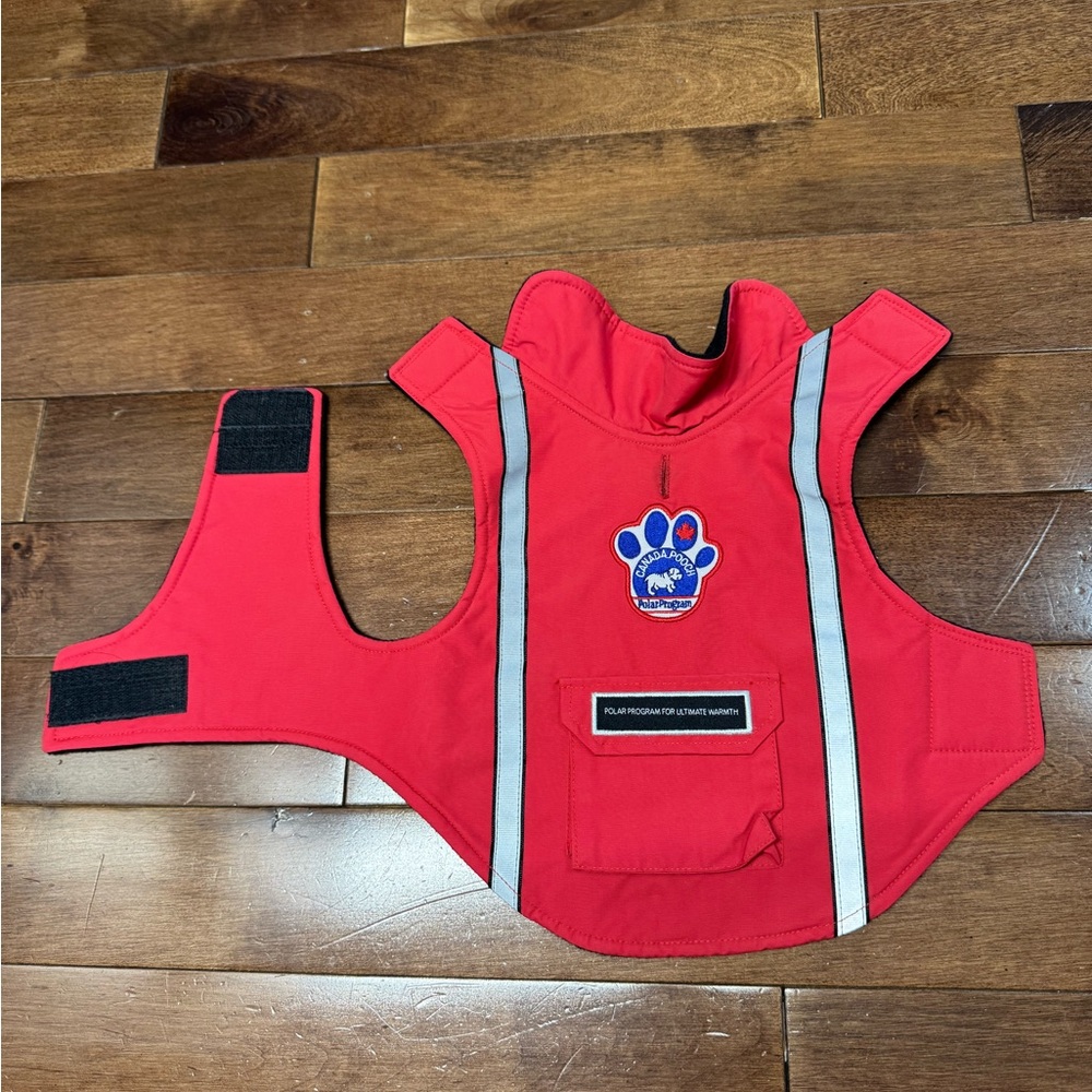 Canada Pooch Dog Raincoat,